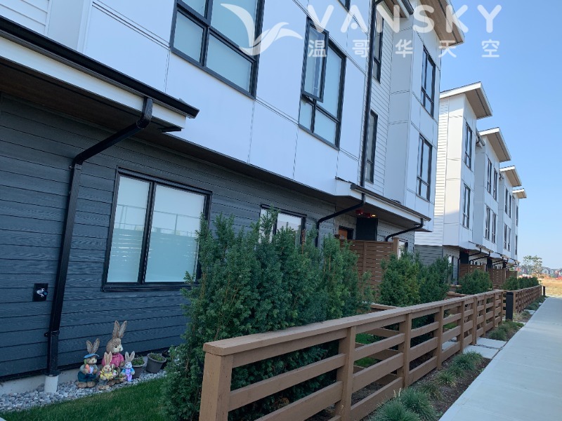 230826182659_front door.jpg